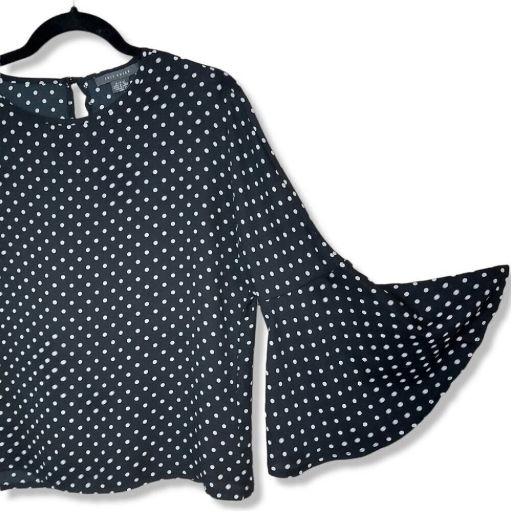 𝅺SUZY Shier Black & White Polkadot Boxy Bellsleeve Blouse